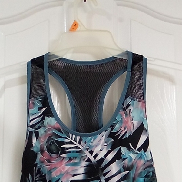 Floral Racerback Tank Top - Picture 3 of 8
